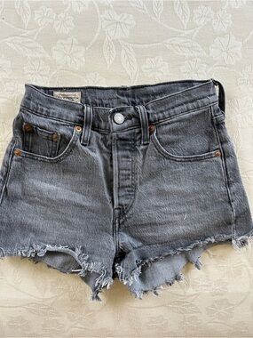Levi's Blackwashed Frayed Hem Cropped Denim Shorts